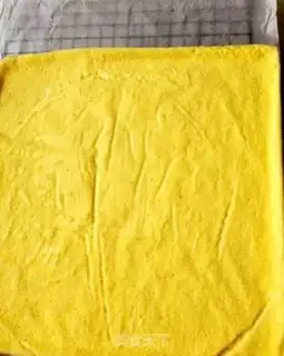 Make Strawberry cake rolls step 15