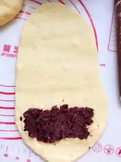 Make Red Bean toast step 6