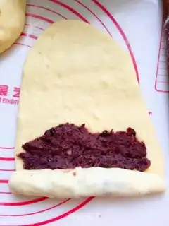 Make Red Bean toast step 7