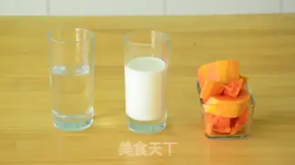 Make The papaya hit the milk step 0