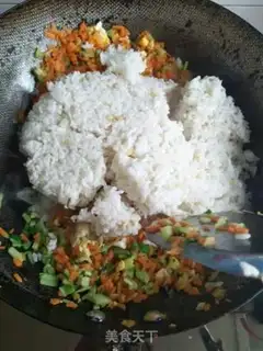 Make Egg fried rice step 3