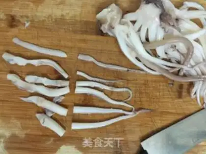 Make Dry squid shaving step 1