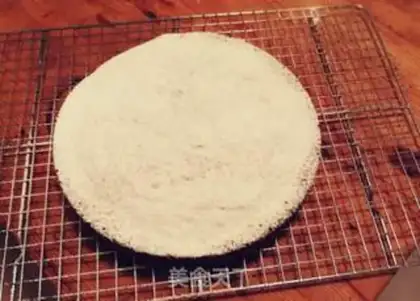 Make Galicia almond cake step 7