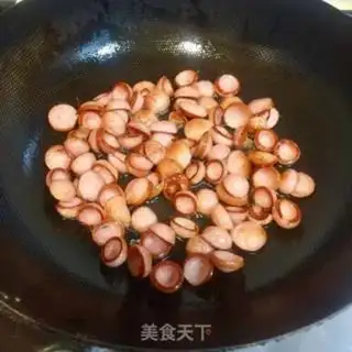 Make Sausage fried eggs step 3