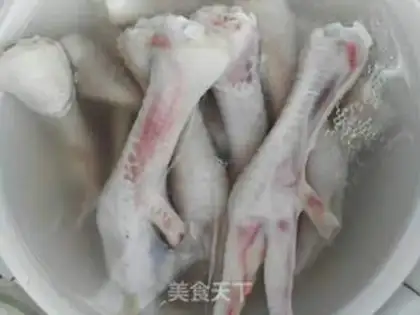 Make Boots, peanuts, chicken feet step 0