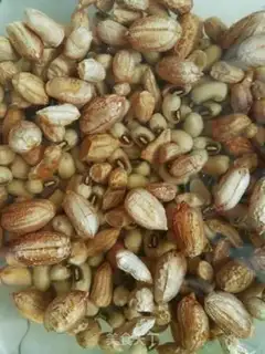 Make Boots, peanuts, chicken feet step 1