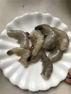 Make Shrimp sauerkraut step 1