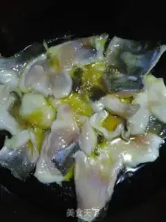 Make Sour sauce for fish step 0