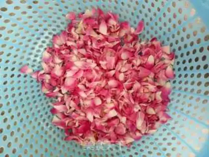 Make Rose sauce step 0