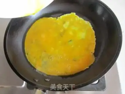 Make Snowball egg fried rice step 2