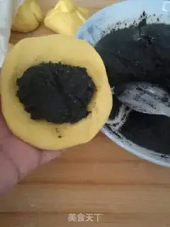 Make Black-gold sandbag step 7