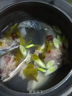 Make Potatofish head soup step 2