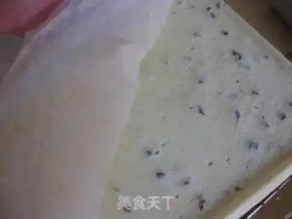 Make Cranberry Swiss roll step 18