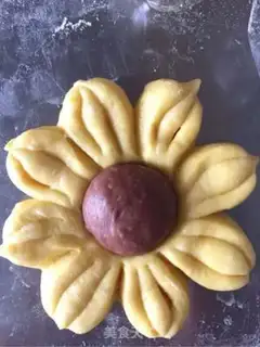 Make Sunflower bread step 16
