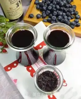 Make Blueberry gravy step 9