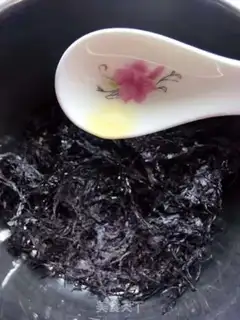 Make Creamed seaweed step 2