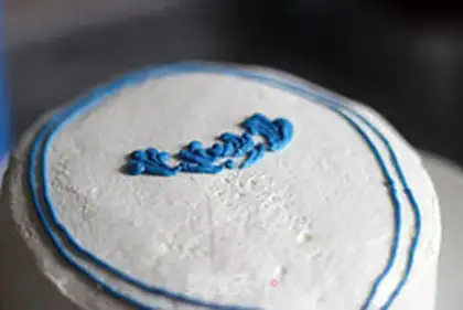 Make Flag robes, varnish cake step 13