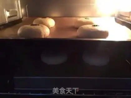 Make Japanese red bean bread step 12
