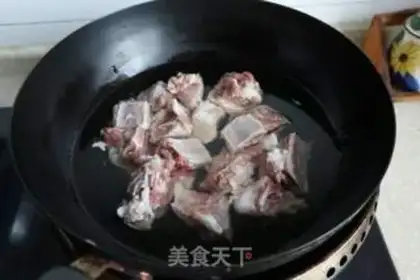 Make Spring pelvis step 1