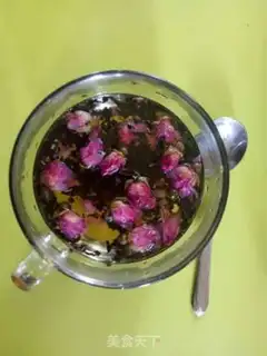 Make Rose milk tea step 1
