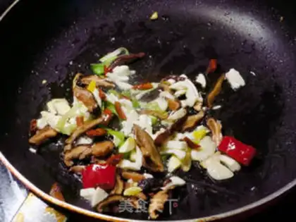 Make A pot of salted protein step 2