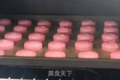 Make Romantic rose cake step 6