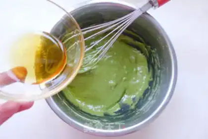 Make Honey on tea Madeline cake step 4