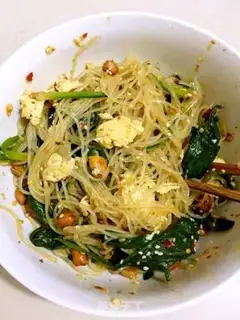 Make Egg fan spinach step 12