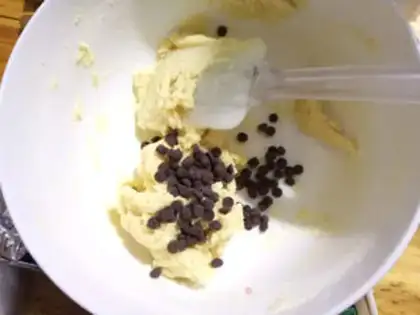 Make Chocolate almond cookies step 4