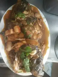 Make Home-cooked fish head step 8