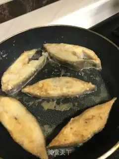 Make Fried halibut step 3