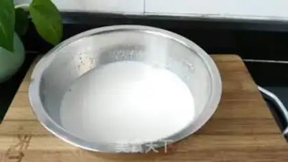 Make Cucumber milk freeze step 1