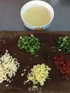 Make Spicy hands tore chickens step 5