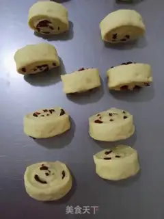 Make Cranberry croissants step 12