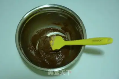 Make Coco-style cupcakes step 2