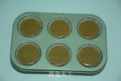 Make Coco-style cupcakes step 5