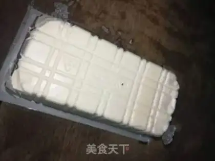 Make Red oil and egg tofu step 1