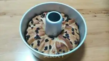 Make Smelting milk hands tore bread step 14