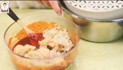 Make Korean spicy chicken claws step 7