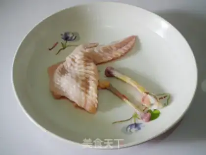 Make Chicken wing buns step 1