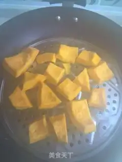 Make Pumpkin pie step 1