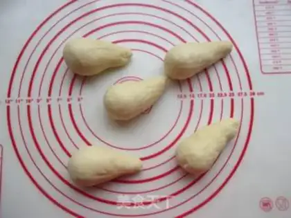 Make No creamed cheese rolls step 5
