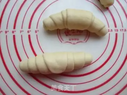Make No creamed cheese rolls step 9