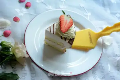 Make Chocolate strawberry mousse step 33