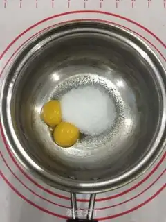 Make Strawberry ice cream step 0