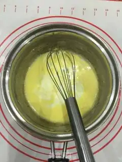 Make Strawberry ice cream step 1