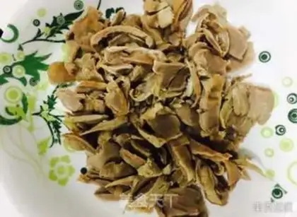 Make Spicy chicken step 1