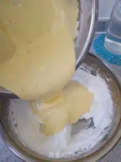 Make Rose cake step 14