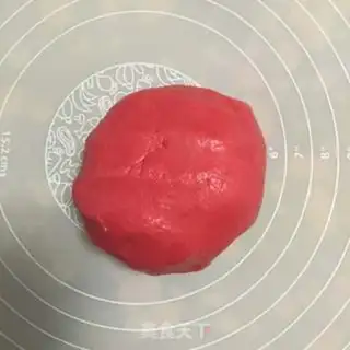 Make Rose cookies step 5
