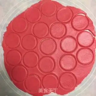 Make Rose cookies step 7